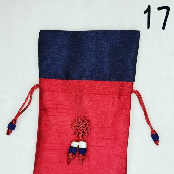 4 for $20 Handmade Korean Style Mini Pouch - Picture 2 of 5
